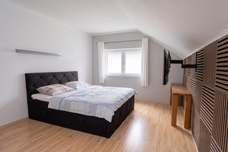 Zimmer OG